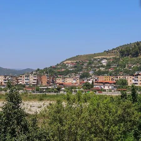 Lejzo - Swimming Pool * Berat