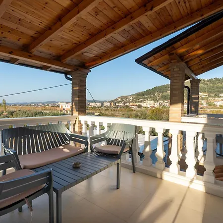 Lejzo - Swimming Pool * Berat