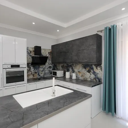 Apartament Lejzo - Swimming Pool