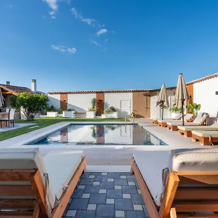 Lejzo - Swimming Pool Apartment