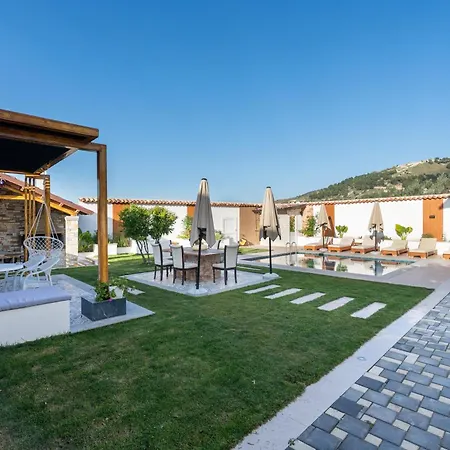 Lejzo - Swimming Pool Apartment