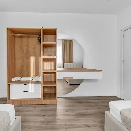 Apartment Lejzo - Swimming Pool *