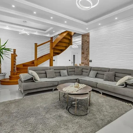 Apartment Lejzo - Swimming Pool Berat